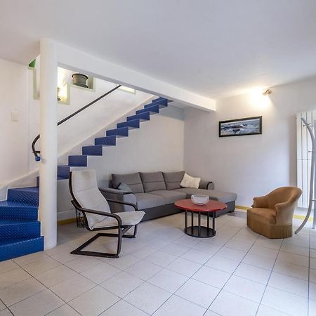 Les Volets Bleus T3 De 80 M2 Patio Privatif Apartment Rochefort  Exterior photo